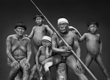 La famille Pinu Korubo. Campement de chasse. Rivière Ituí, Territoire indigène de la vallée de Javari, État d’Amazonas, Brésil, 2017