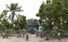 Camp Ngenge. Niangara, Haut-Uélè, République Démocratique du Congo, 2011