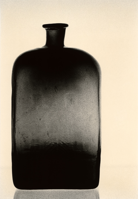 Untitled (bottle), 2020.