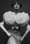 Antonia + giant rose bodice, Paris, 1962 (Vogue), Moderne