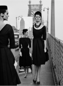 Anne + Isabella + Mirror, Queensboro Bridge, New-York, 1962